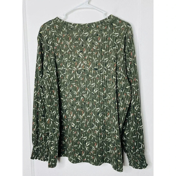 East Adeline Womens Knit Top Sz 2X Side Slit Long Sleeve Stretch Smocked Sleeve - Picture 3 of 7